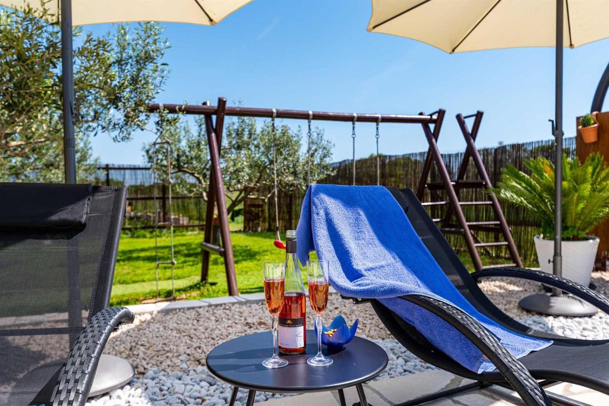 Apartment House Simoni With Pool, Zadar County Privlaka  Buitenkant foto